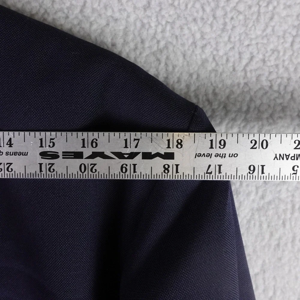 Orvis Mens Navy Blue Wool Blazer Gold Crest Button USA Made 42L Sport Coat